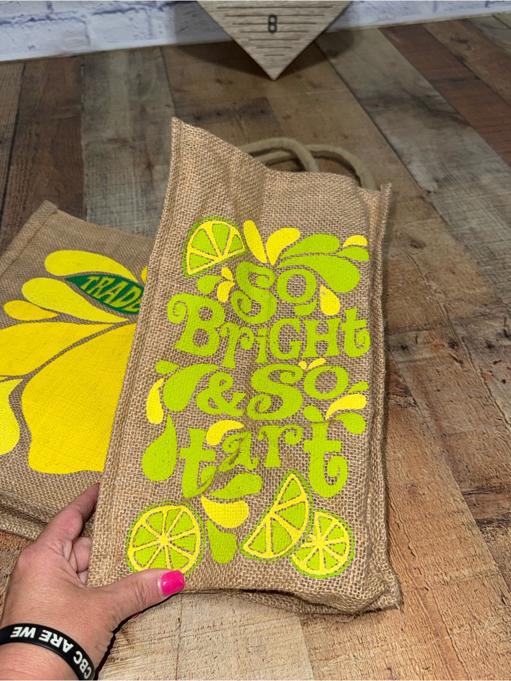 Trader Joe's Reusable Jute Tote Bag Lemon Lime Print Eco-Friendly Burlap - Picture 9 of 9